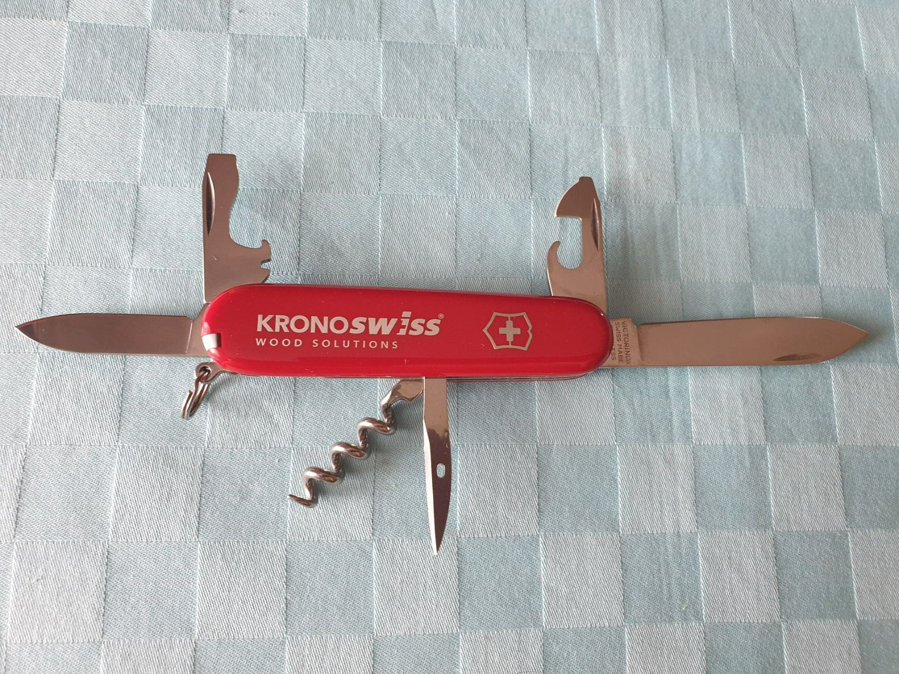 Victorinox Coltelli tascabile: Taschenmesser VICTORINOX KRONOSWISS WOOD SOLUTION – Usato da Mörschwil venduto da spirspi