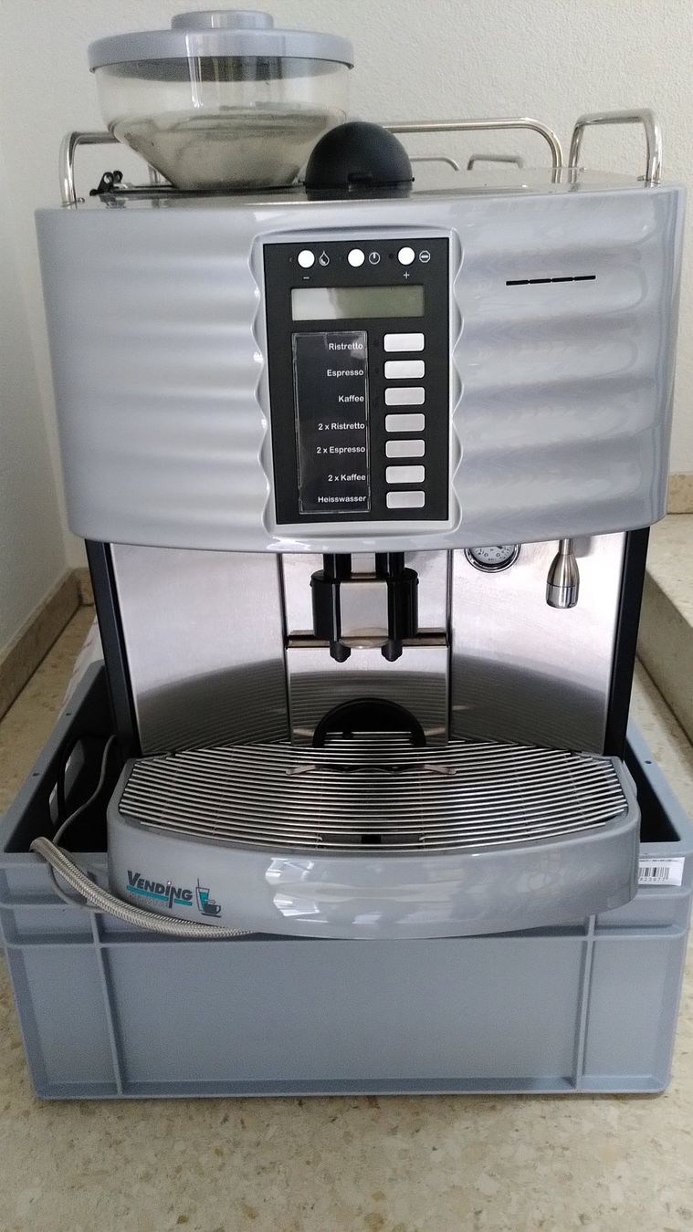 Schaerer Macchine per caffè & Macchine per espresso: Kaffeemaschine Schaerer Vollautomat – Usato da Malters venduto da Studi112