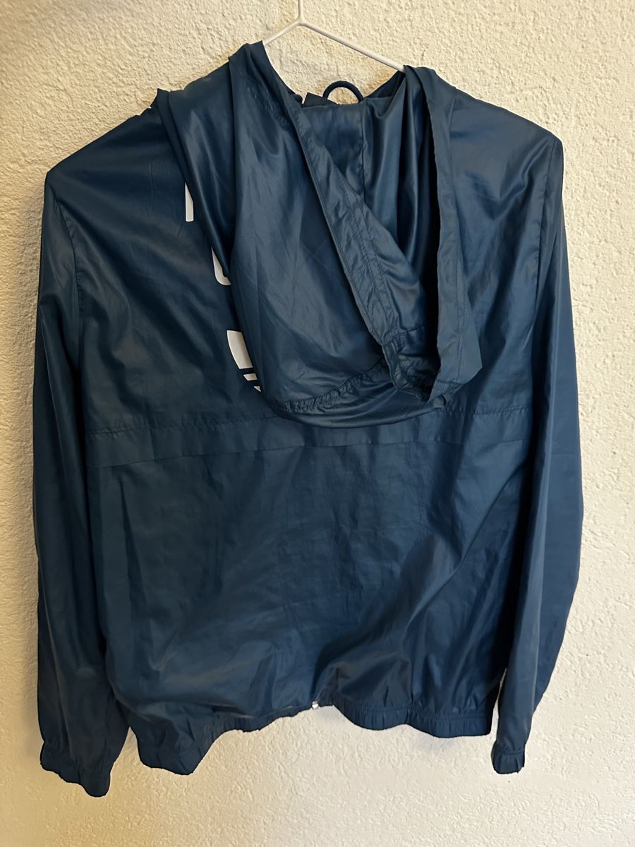 Adidas Giacche: Adoras jacket bleu – Usato da Evilard venduto da zoe.mrsg 1