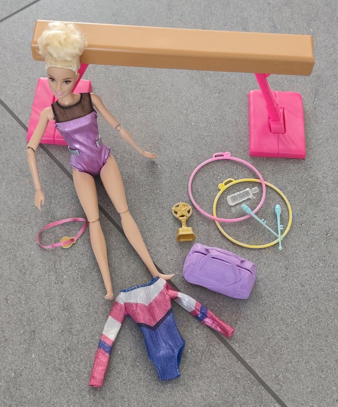Puppen: barbie set with 19 barbies – Gebraucht aus Richterswil von Cp92 4