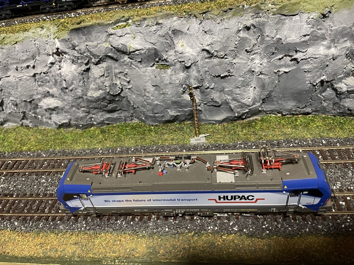 Roco Modellini di ferrovie: Roco Hupac Lok mit Sound DCC Digital – Usato da Halten venduto da 079kaid1 1