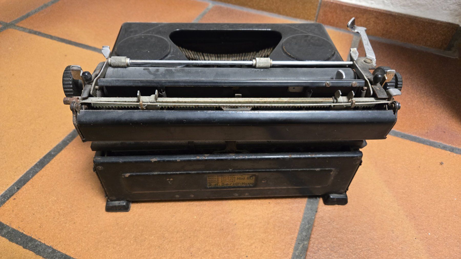 Macchine da scrivere: Everest Mod 90 Typewriter – Usato da Schönenberg ZH venduto da crm82 3