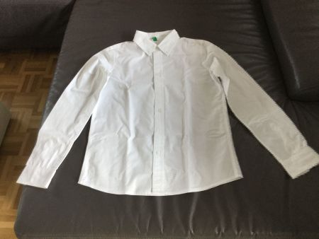 Weisses gepflegtes Hemd Benetton