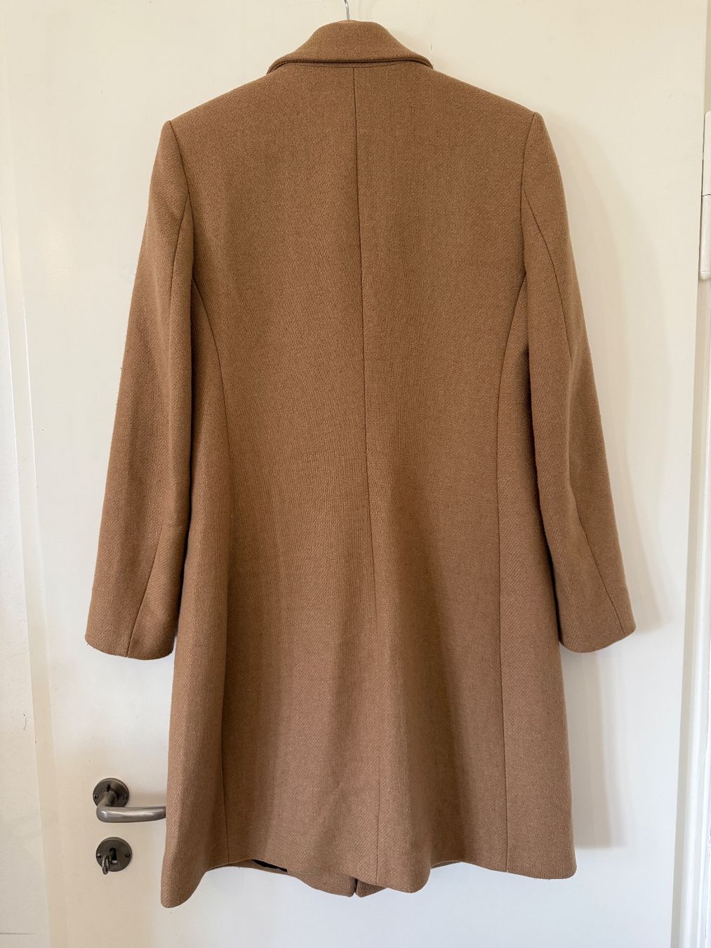 Zara Cappotti: Beige coat – Usato da Zürich venduto da tre_t57m 1