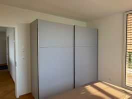Kleiderschrank - Top Zustand!