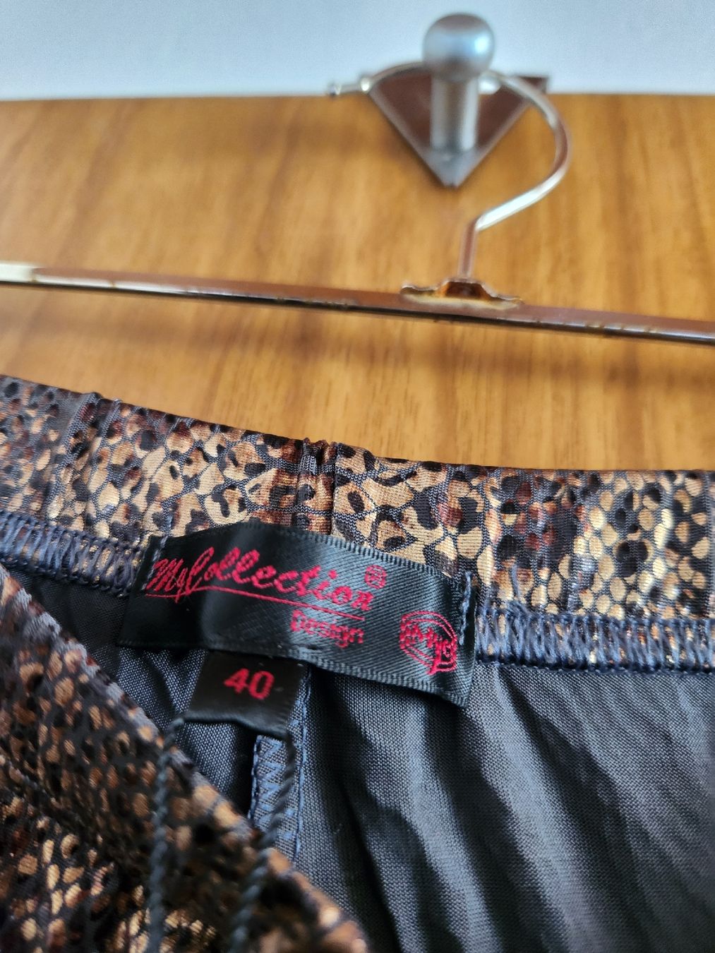 Leggings: Legging imprimé animalier taille 40 neuf – Neuf (Voir description) à Niedergösgen par Eva2410 5