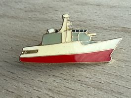 Pin Schiff