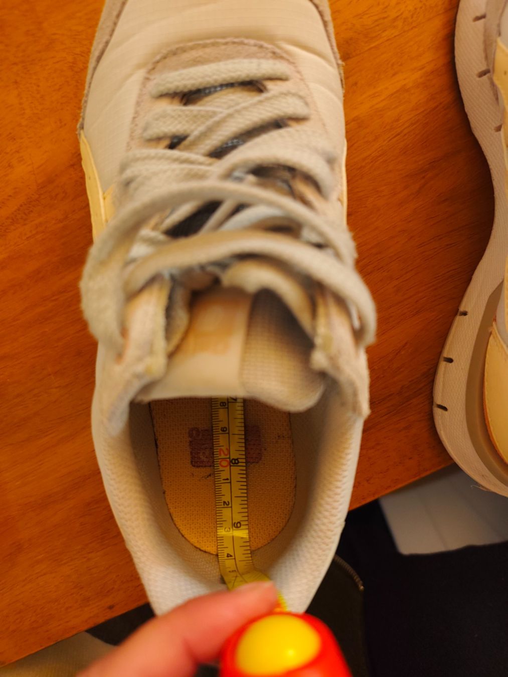 Asics Chaussures femmes: Asics rosa grau Gr. 37 – D'occasion à Weiningen ZH par gandy80 1