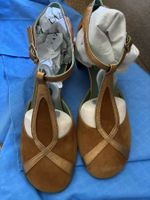 Paola d'Arcano Riemchen-Pumps, Wildleder/Metallic, Gr. 37.5