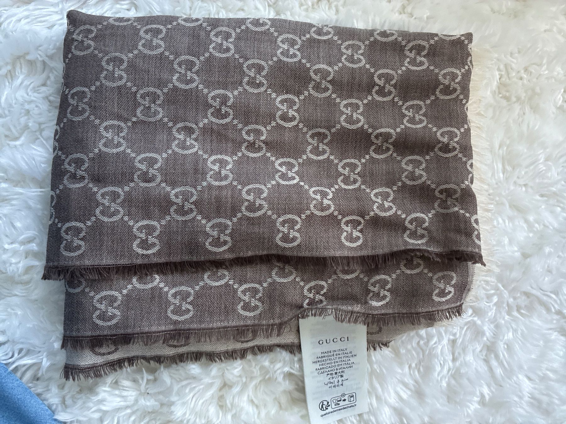 Gucci Foulard & Sciarpe: Gucci schal – Usato da Zürich venduto da sel_2c96 1