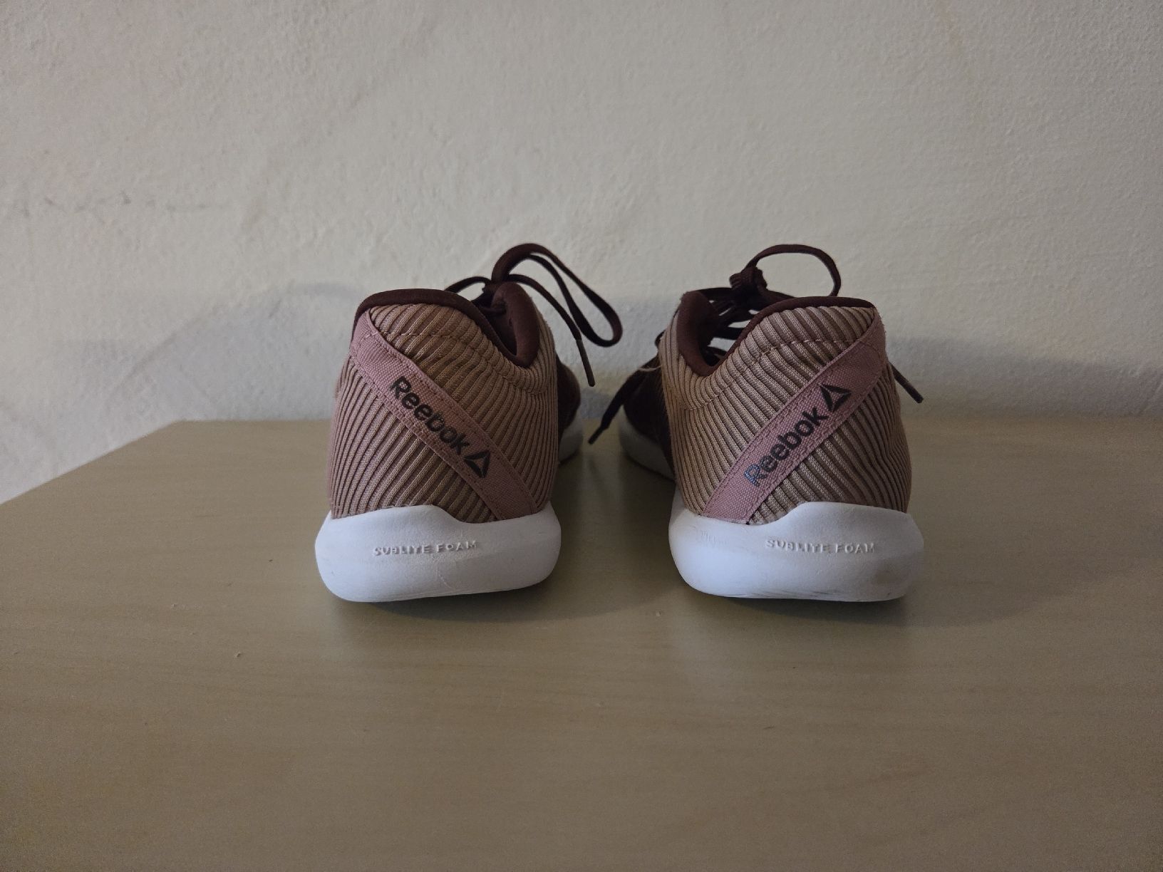 Reebok Damenschuhe: Reebok Laufschuhe Damen, Grösse 39 – Gebraucht aus Tschingel von Olivia.S 3