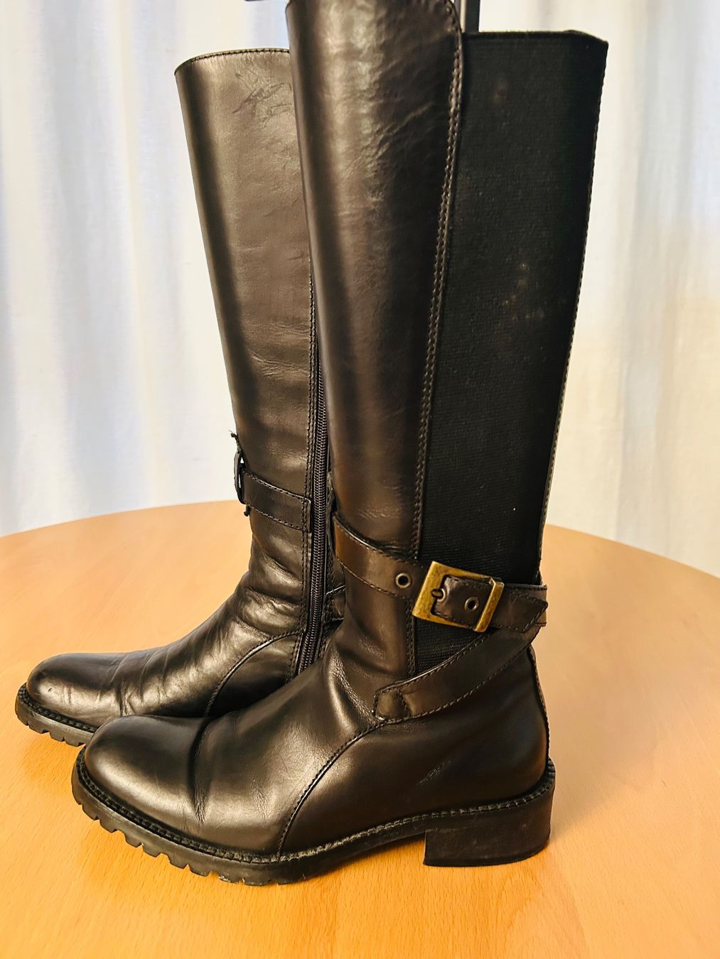 Navyboot Scarpe da donna: NAVYBOOT, Winterstiefel Gr. 36 Leder, Schwarz! – Usato da Niederglatt ZH venduto da adi_99tq 2