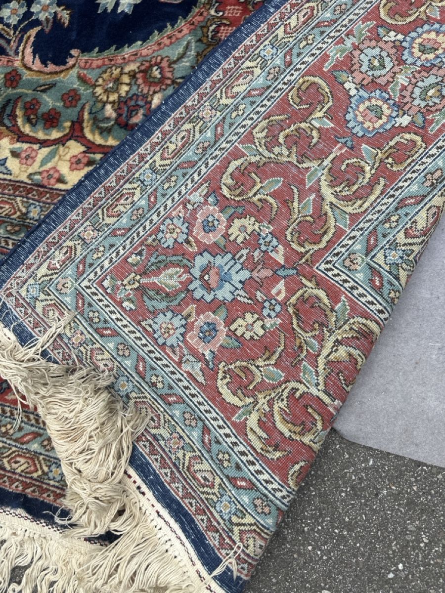 Tappeti: Grosser Orientteppich mit Blumenmuster – Usato da Cham venduto da miami012 2