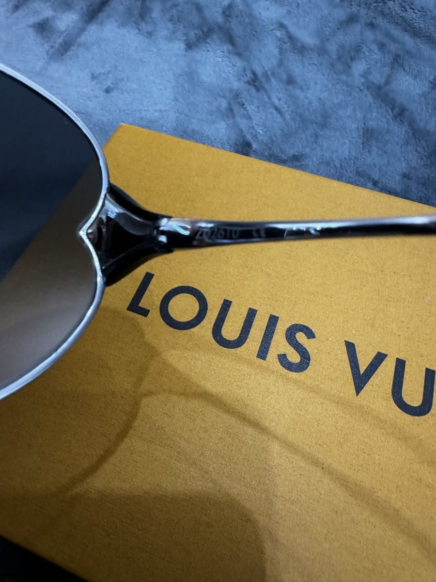 Louis Vuitton Brillen & Gläser: Louis Vuitton Sonnenbrille original – Gebraucht aus Zürich von Privat4444 3