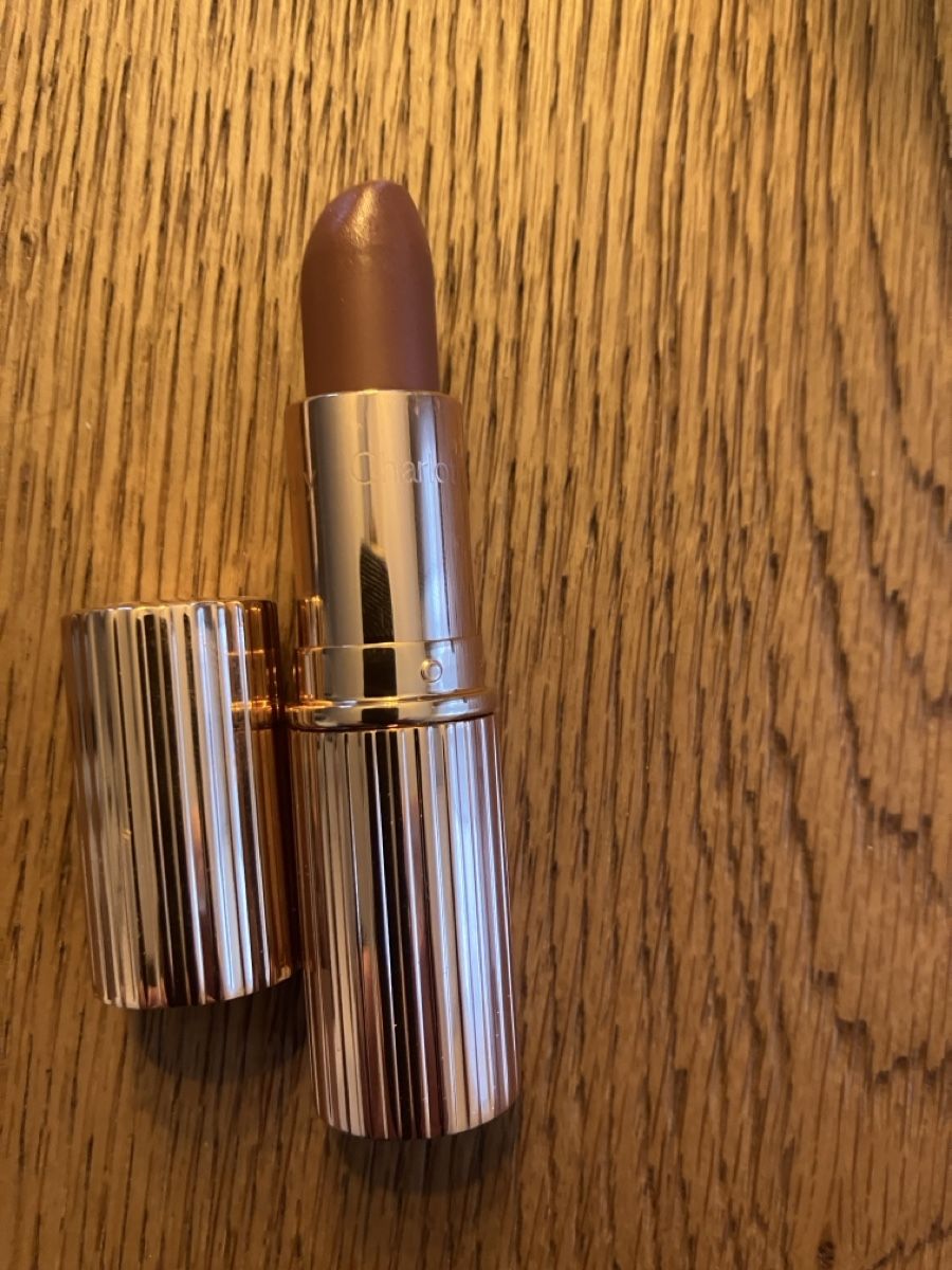 Charlotte Tilbury Make-up: Charlotte Tilbury Lipstick Pillow Talk – Usato da Rüdlingen venduto da Schnoegli2007