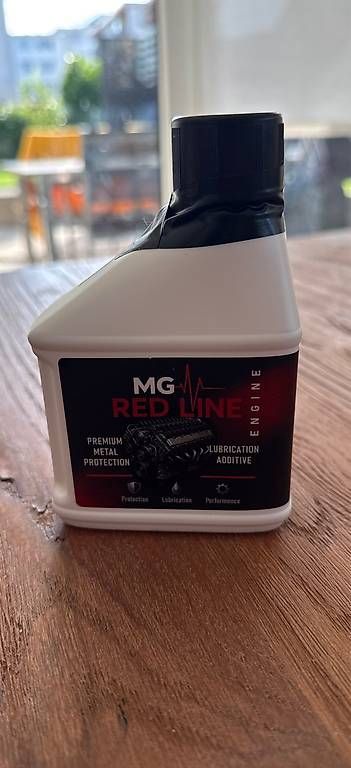 Oli & Additivi: Motoröladditiv MG Redline – Usato da Wilen b. Wollerau venduto da benelli08