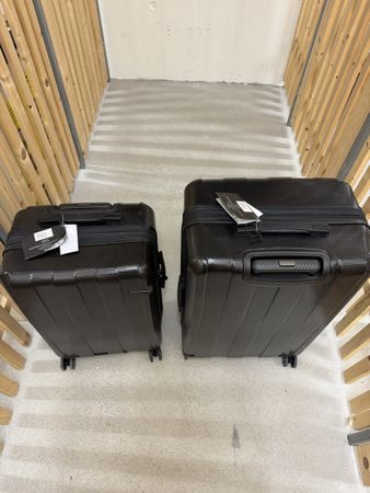 Set of 2 Black Hardshell Suitcases - premium quality!