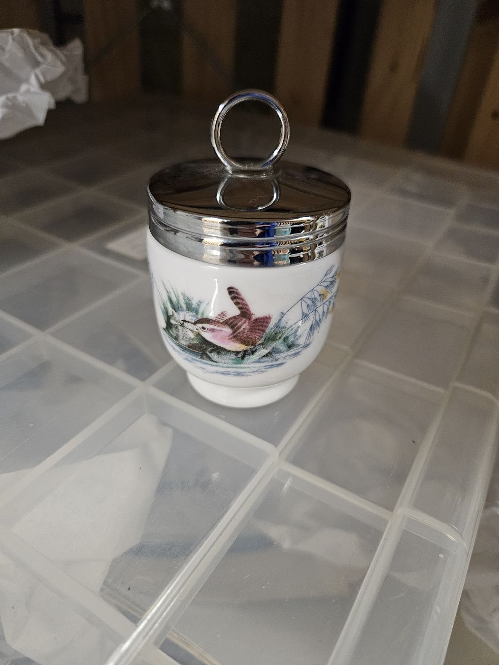 Royal Worcester Altre Stoviglie: Coquetier ancien, décor oiseau – Usato da Wettingen venduto da Italia63 3