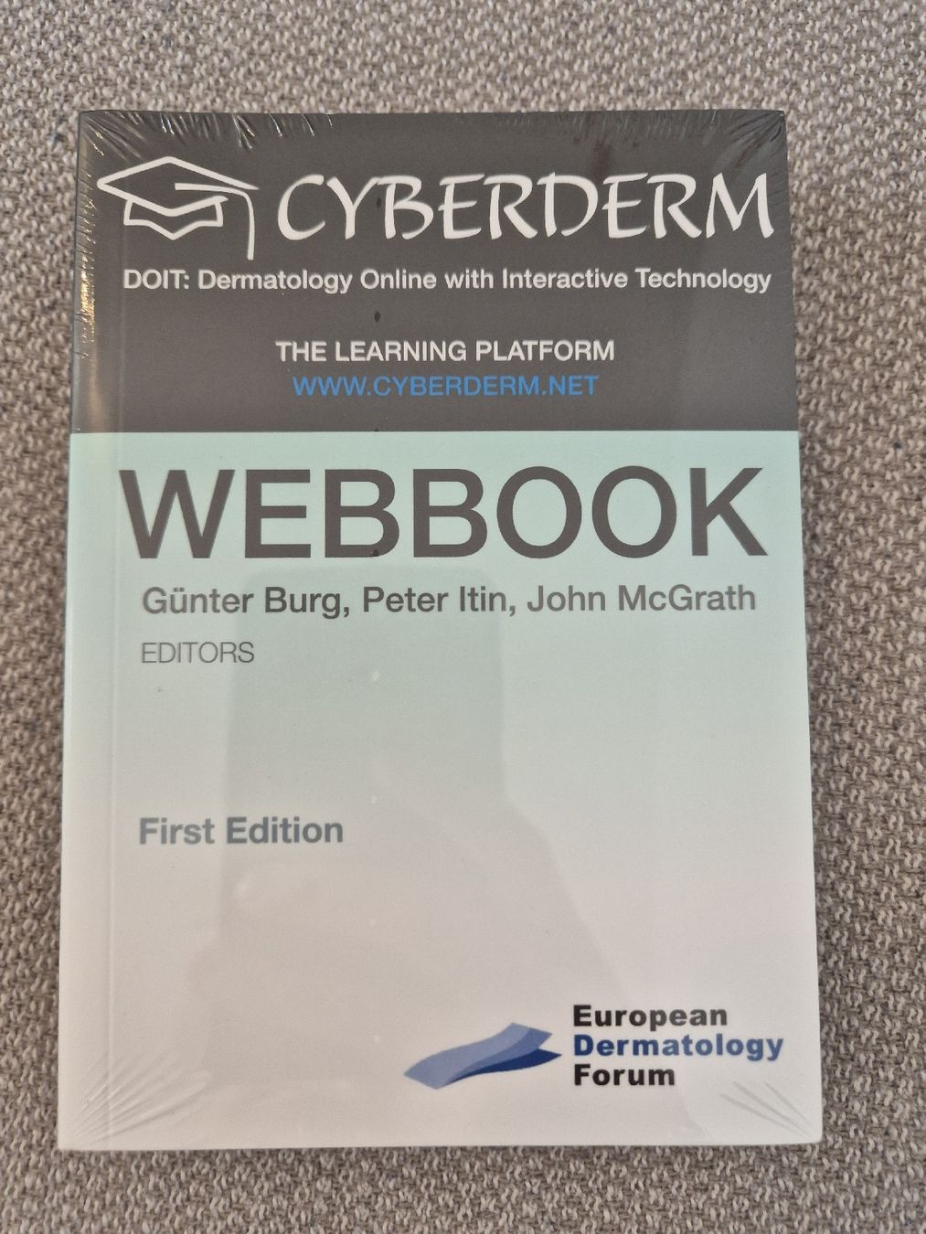 Bücher: Fachbuch Cyberderm Webbook  – Neu und originalverpackt aus Baden von kae_n69w
