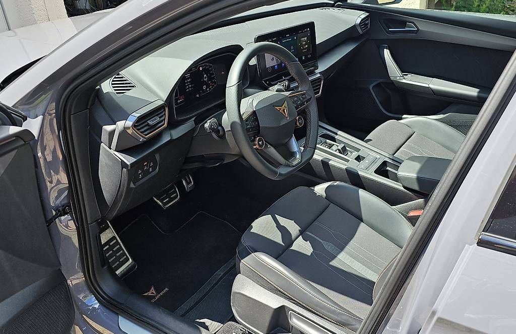 Cupra Automobili: Cupra Leon ST 1.4 e-Hybrid pHEV DSG – Usato da Dornach venduto da SebaRider 4