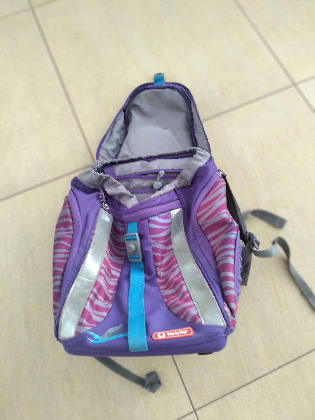 Step by Step Borse & Zaini: Kinderrucksack Step by Step lila Delfine gebraucht – Usato da Embrach venduto da JenDeca 4