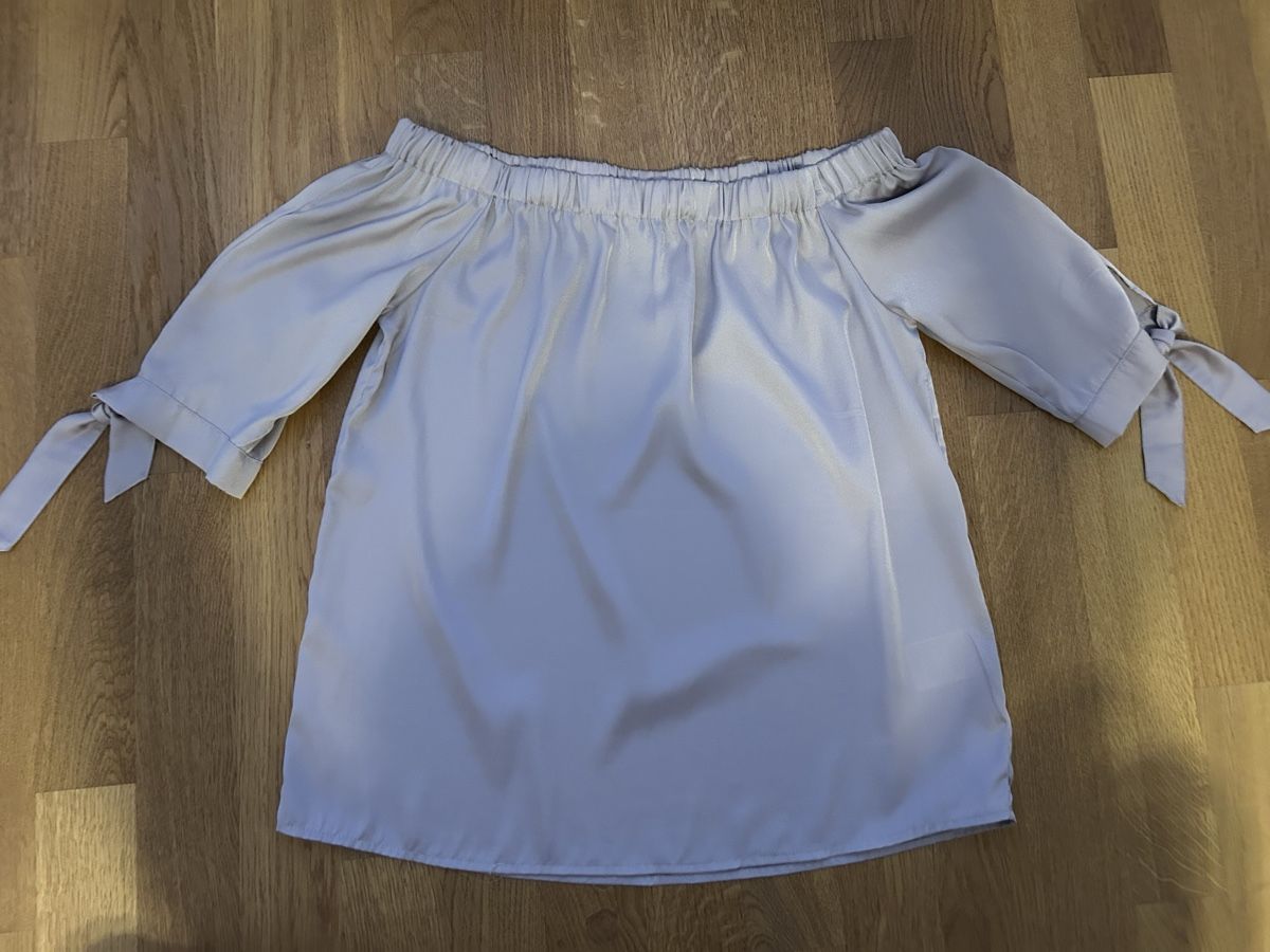H&M Camicette: schulterfreie Bluse – Nuovo (secondo la descrizione) da Oberbüren venduto da Si.Ka