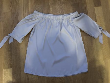 schulterfreie Bluse