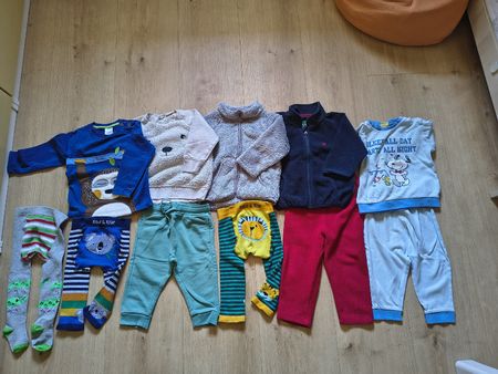 Kleiderpaket Jungen / Unisex Gr. 80-86/92 (1-2J) - 10-teilig