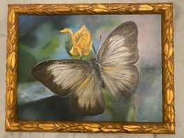 Elegantes Schmetterling-Gemälde mit Goldrahmen - Hingucker