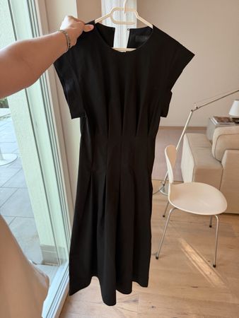 Kleid schwarz Grösse XS guter Zustand