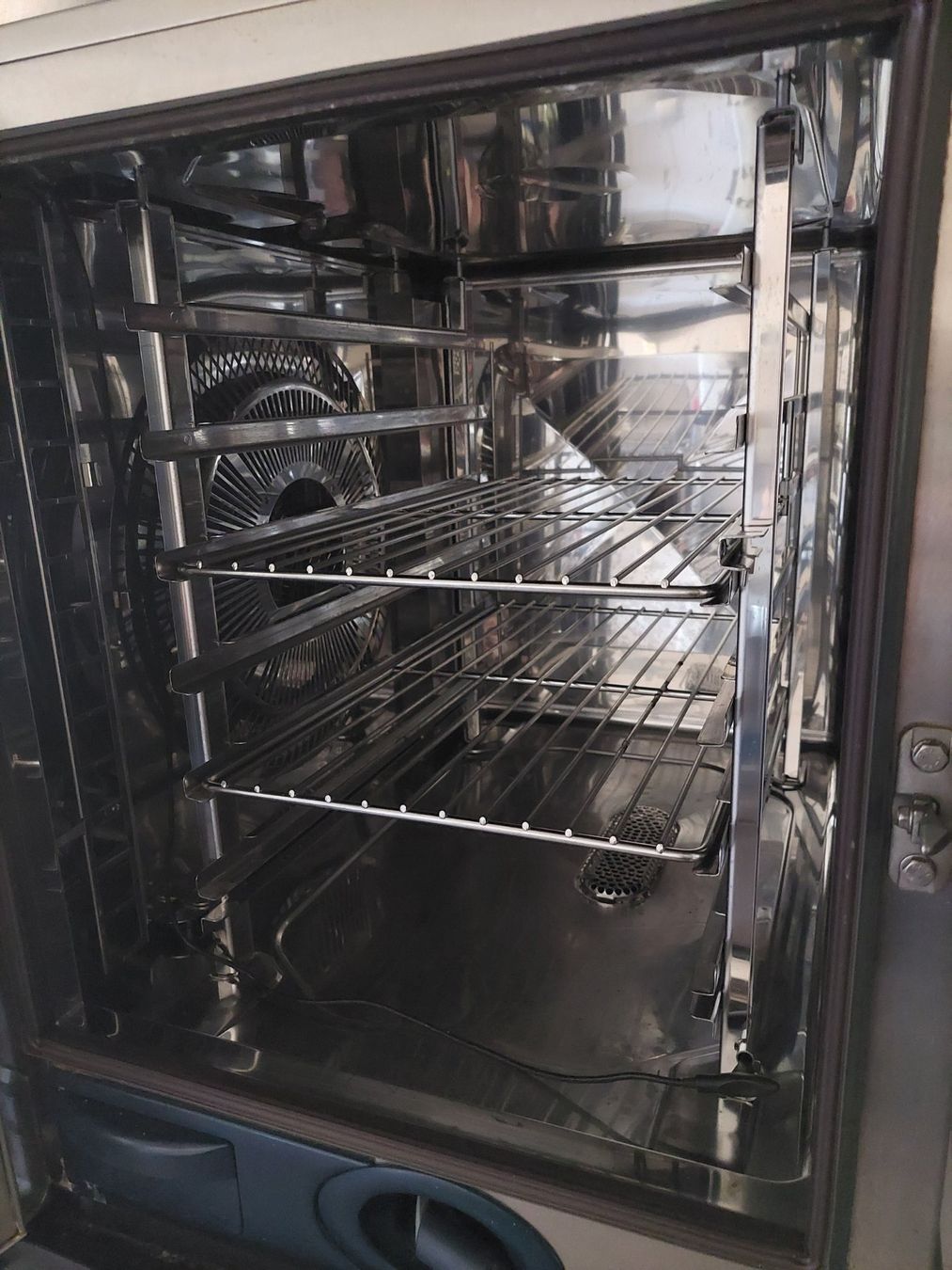 Rational Appareils de cuisine: Rational Self Cooking Center SCC61WE – D'occasion à Moosleerau par koc_pcx2 1