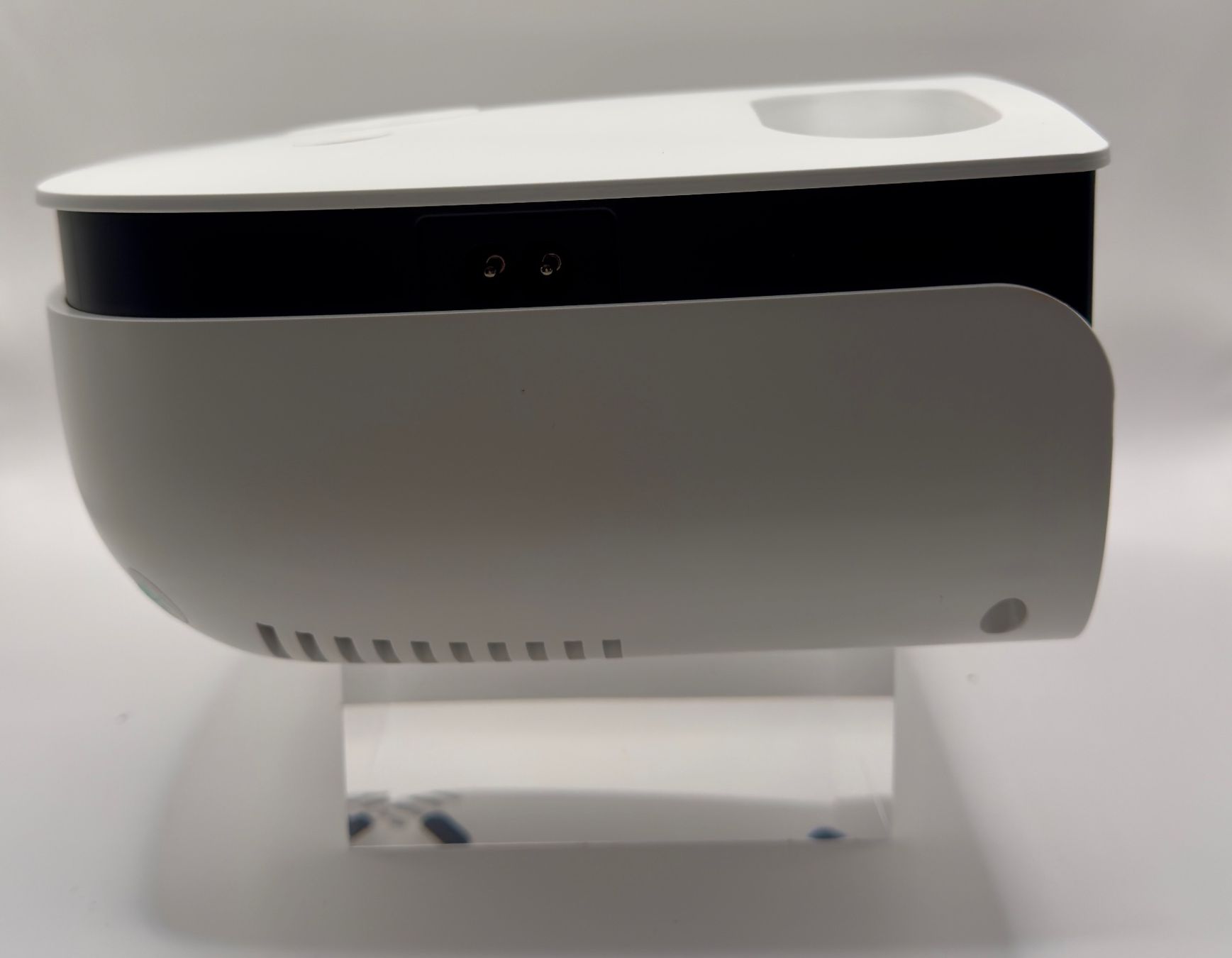 Proiettori: Nicpow mini LED Beamer – Usato da Basel venduto da stalders72 2