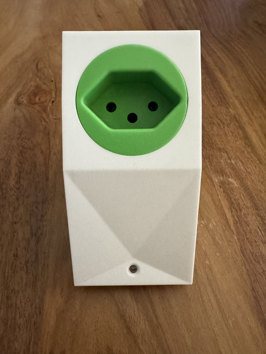 Loxone Schalter: Loxone Smart Socket Air Typ J – Gebraucht aus Bazenheid von Mgunner
