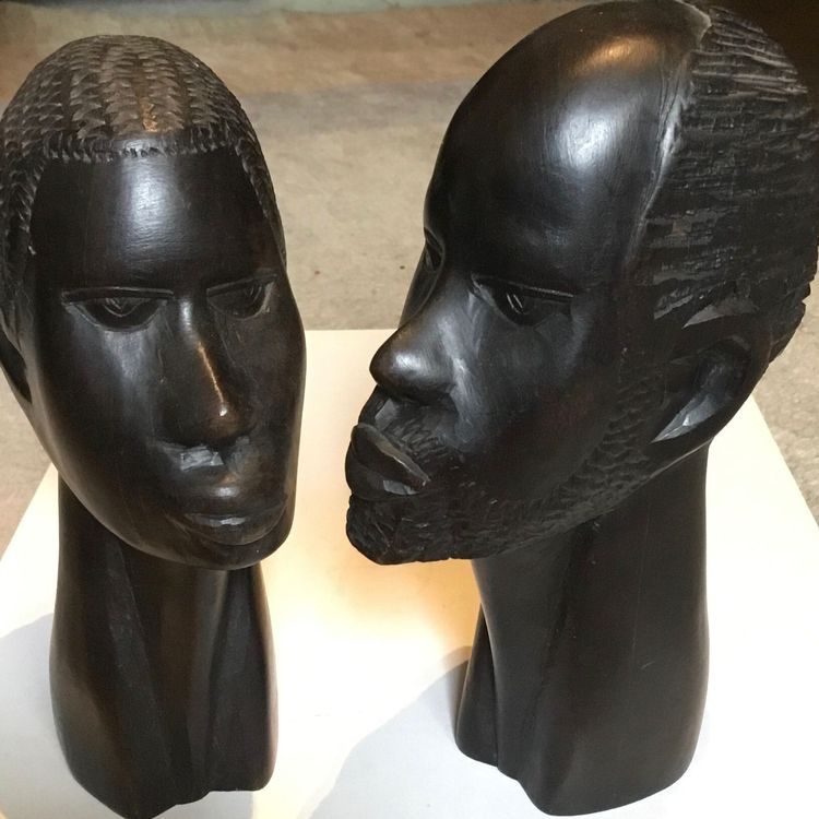 Sculture & Statue: Afrikanische Büsten – Usato da Schlieren venduto da Jeajet