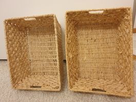 2 Paniers de rangement en osier, 2 pieces, tres bon état
