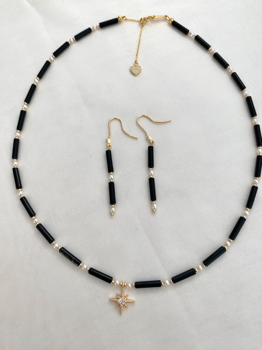 Bracciali & Braccialetti: Schwarzer Achat Süsswasserperlen Kette  echte – Nuovo e nell'imballaggio originale da Sarnen venduto da catnini