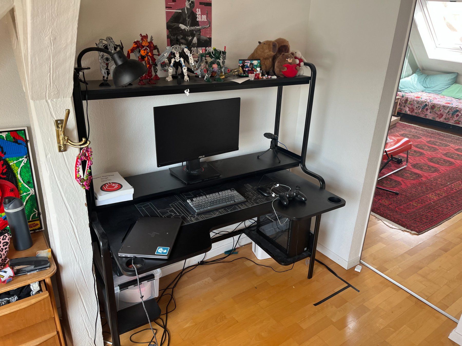 Ikea Scrivanie: FREDDE Gaming Desk – Usato da Zürich venduto da fischersugarman 1