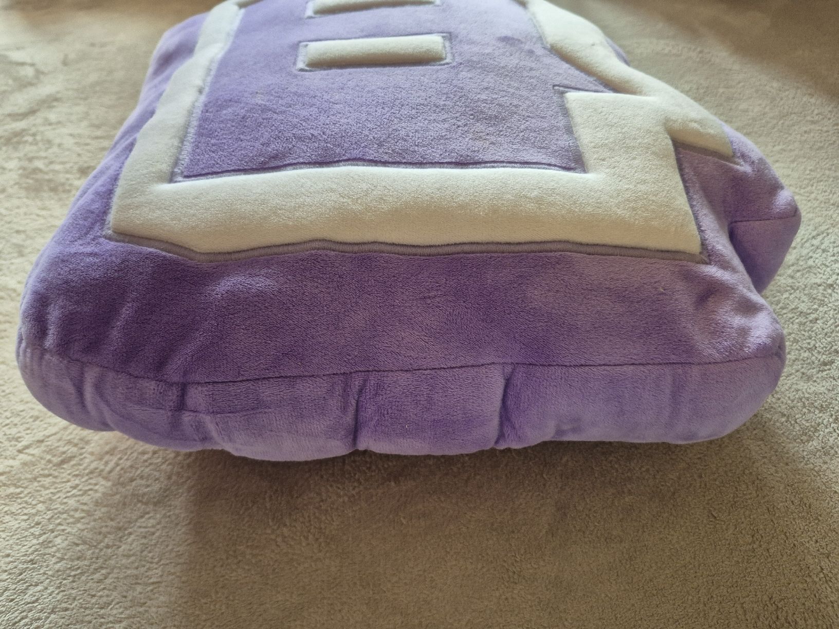 Kissen: Original Twitch Pillow / Kissen – Gebraucht aus Seuzach von Xauberai 6