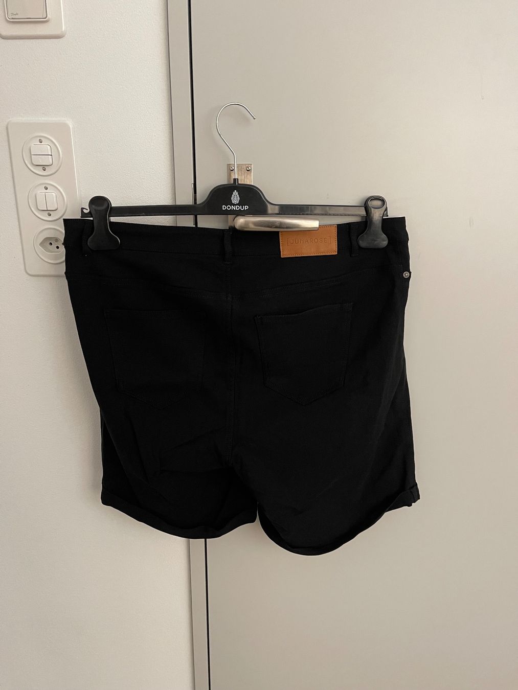 Pantaloni: Shorts von Junarose – Usato da Zürich venduto da lms_kt79 1