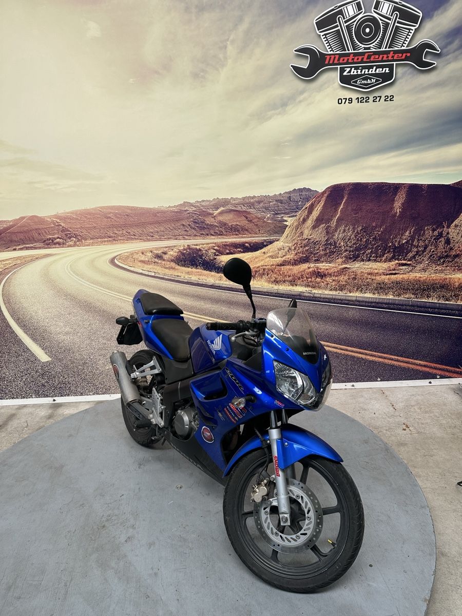 Honda Strasse: Honda CBR 125 mit MFK ab 1799.00 – Gebraucht aus Liebistorf von motocentergmbh 1