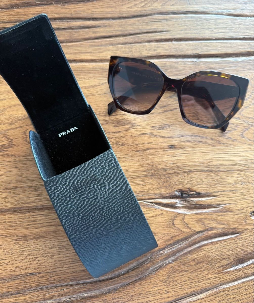 Prada Occhiali & Lenti: Prada Sonnenbrille  – Nuovo (secondo la descrizione) da Wädenswil venduto da dani_777