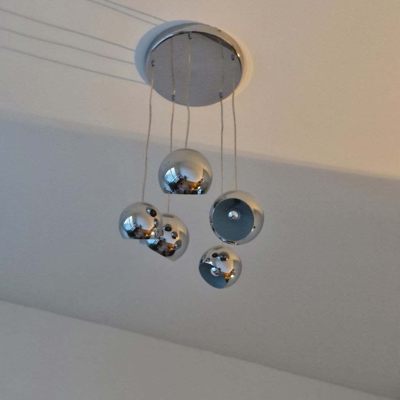 Lampadari & plafoniere: Kaskaden-Pendelleuchte im Space-Age-Design – Usato da Zürich venduto da monikahaefliger 2
