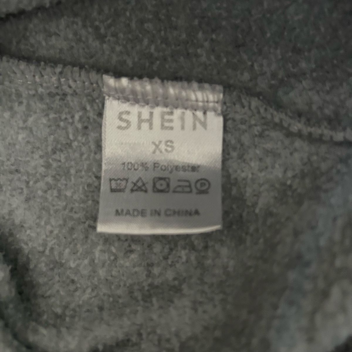 Shein Pantaloni: Short SHEIN gris, taille XS – Usato da St-George venduto da elena27 2