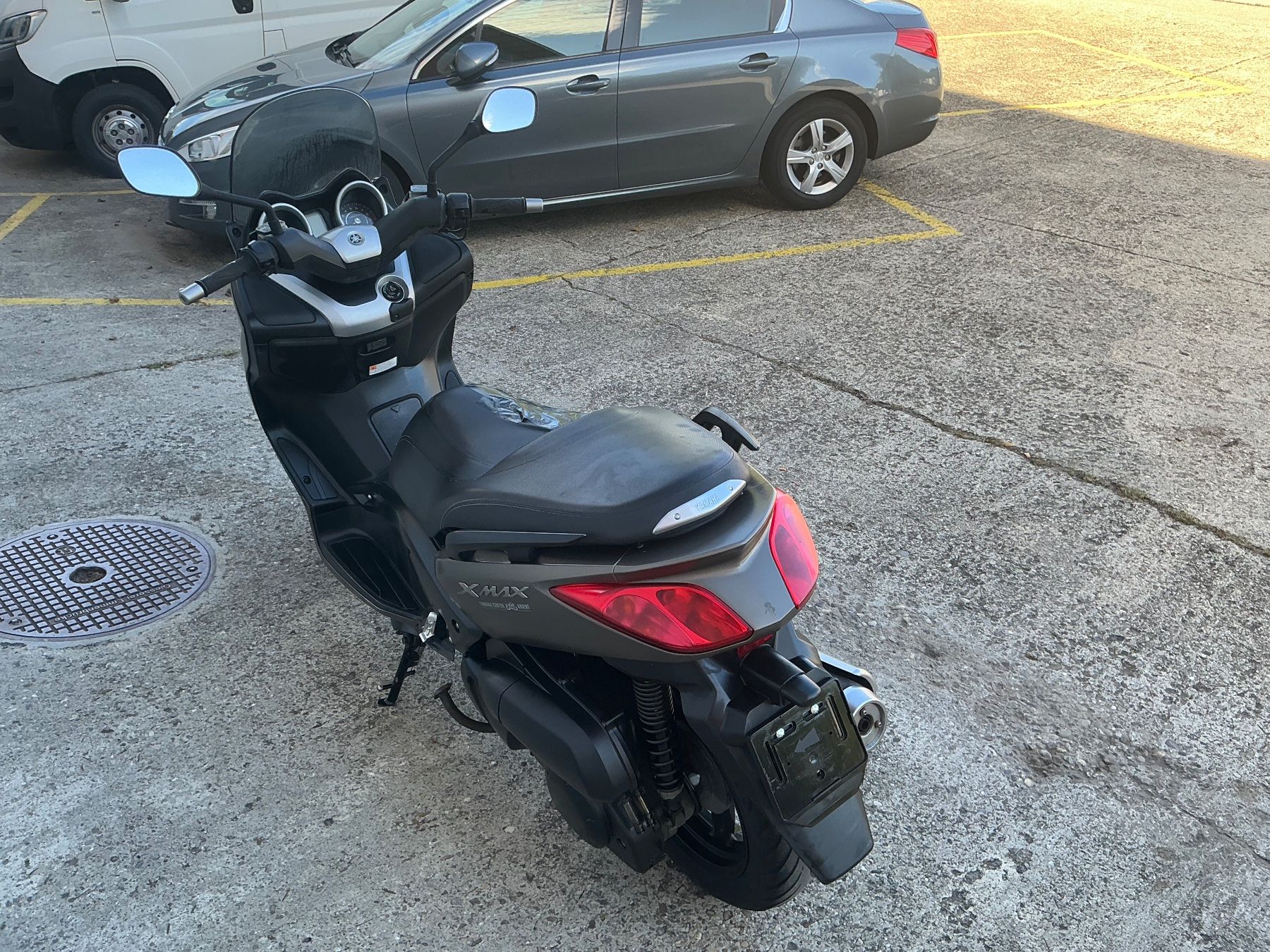 Yamaha Scooters: Yamaha YP250RA – D'occasion à strengelbach par Zoks 5
