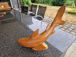 Haifisch aus Holz, Brienzer Holzbildhauerei
