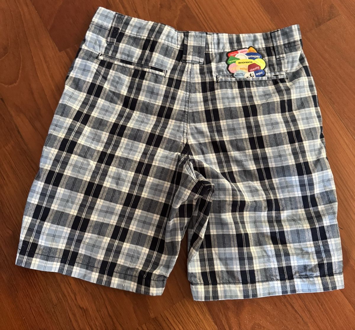 Pantaloni: Enjoi Shorts Grösse 30 - Kariert – Usato da Luzern venduto da hollandjs 1