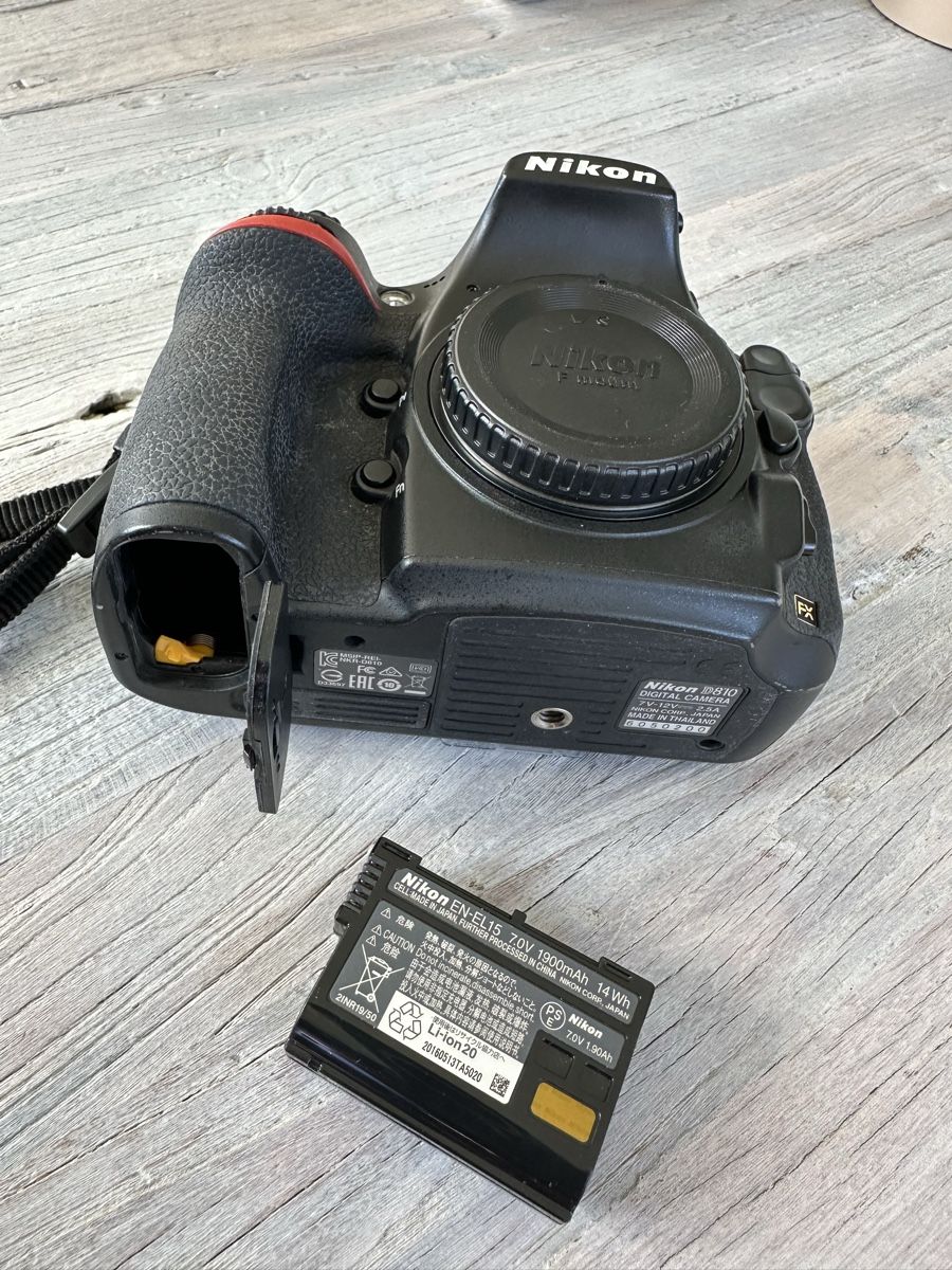 Nikon Fotocamera: Nikon D810 Body – Usato da Hinwil venduto da Dusty_5 6