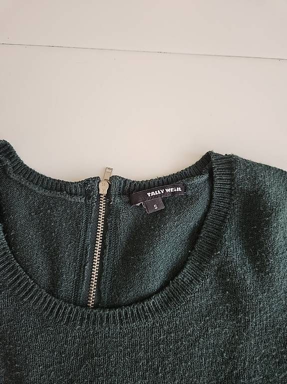 Maglioni & Felpe: Dunkelgrüner Wollpullover Grösse S – Usato da Kilchberg ZH venduto da tan_g9ny 1