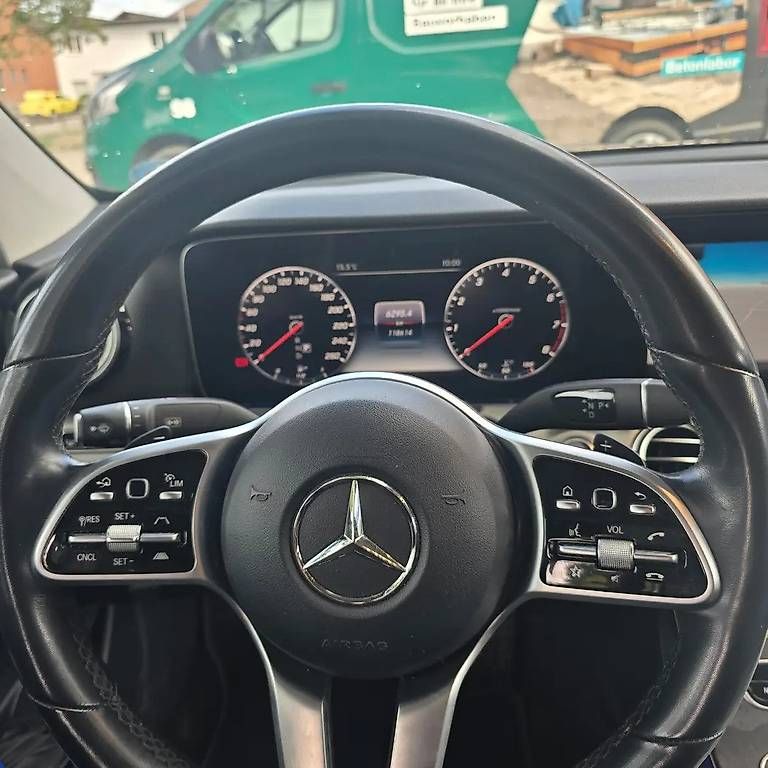 Automobili: Mercedes-Benz E-Klasse W213 E 200 – Usato da Langenthal venduto da Goergens10 4