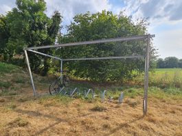 Schöne Velounterstand Fahrradunterstand 4.5m für 8 - 10 Velo